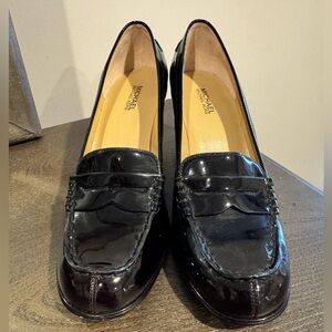MICHAEL Michael Kors Bayville Patent Leather Penny Loafers Heels 6.5Womens Shoes